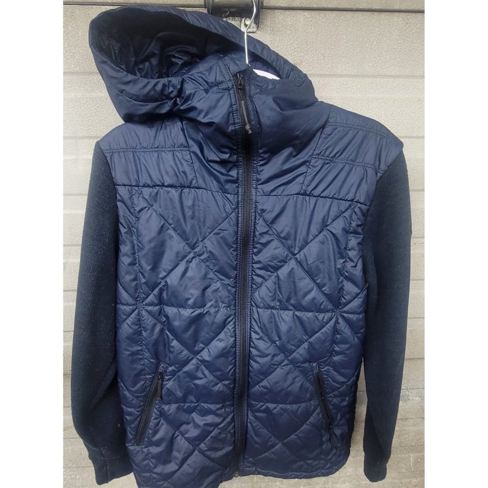 The North Face light weight COAT